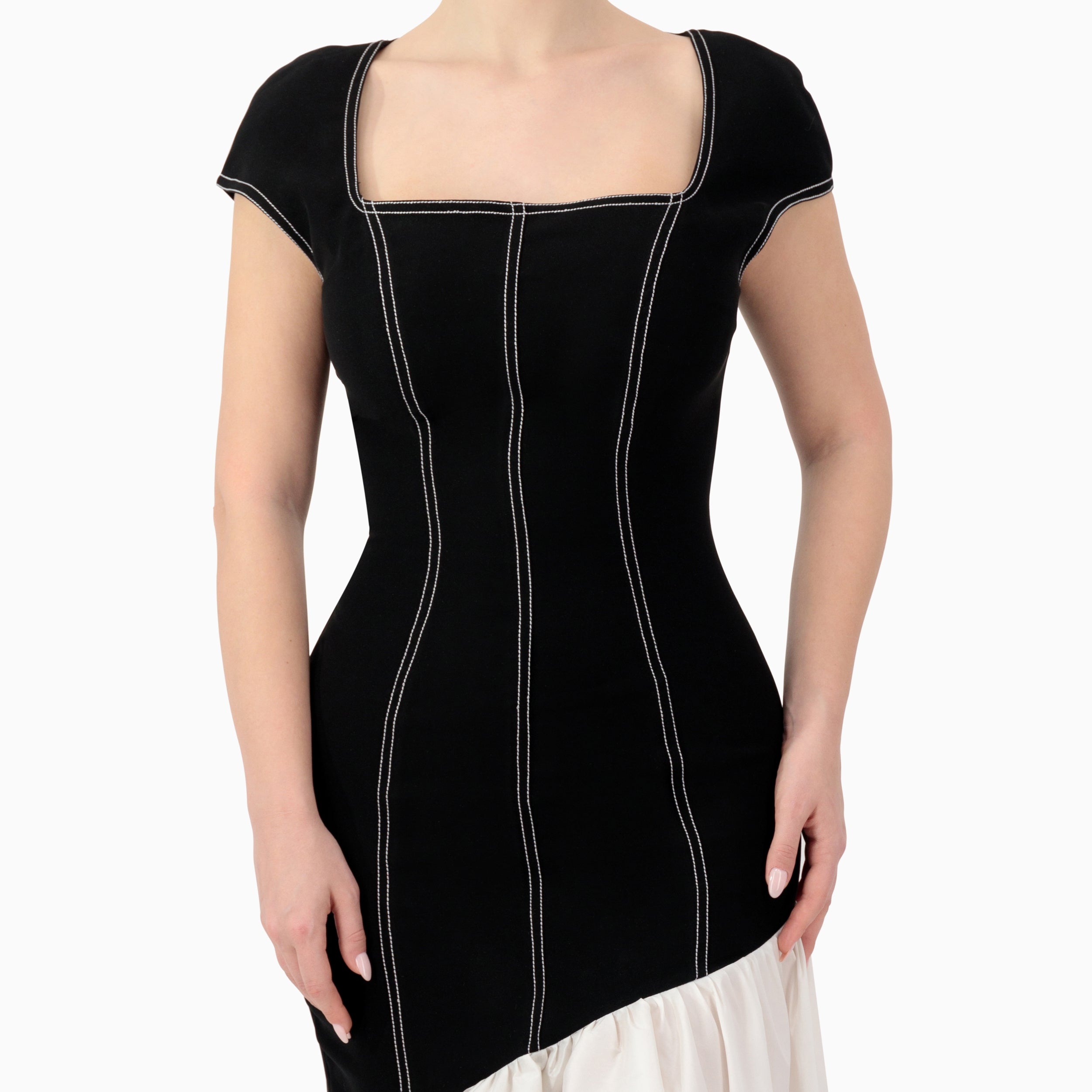 Figure Framing Bodycon Ruffled Dress